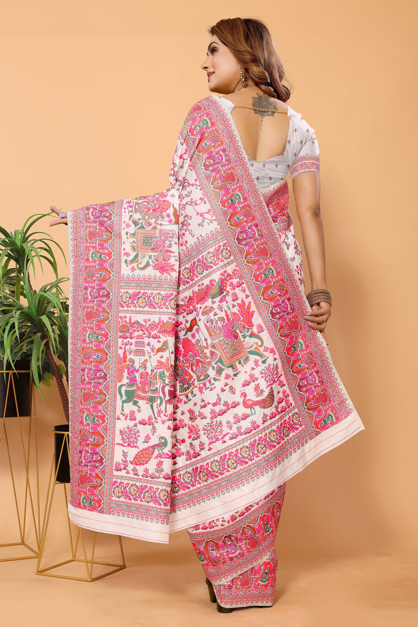 Elegant White & Pink Pashmina Kashmiri Jacquard Silk Saree: Classic Sophistication