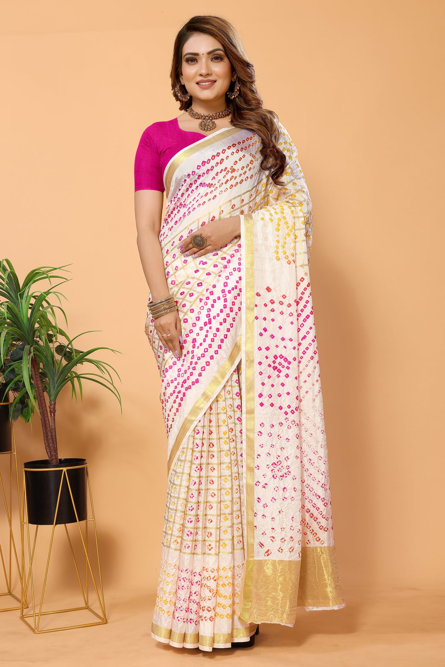 Handcrafted Bandhej Bandhani Chiffon Saree with Blouse Piece: Vibrant Tradition