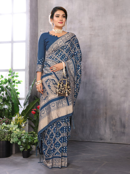 Misco Gaji Dandiya Pallu Indigo Bandhej Bandhani Saree