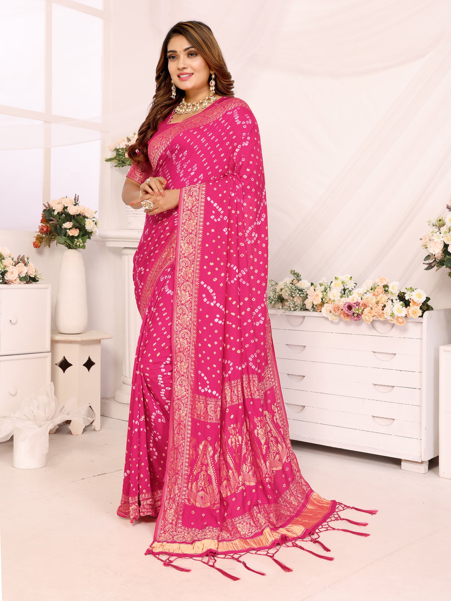 Pink Handwork Bandhej Bandhani Misco Gaji Kalash Saree